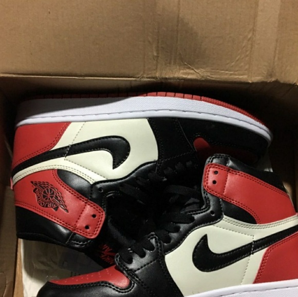 Shoes - Picture 3 of 6